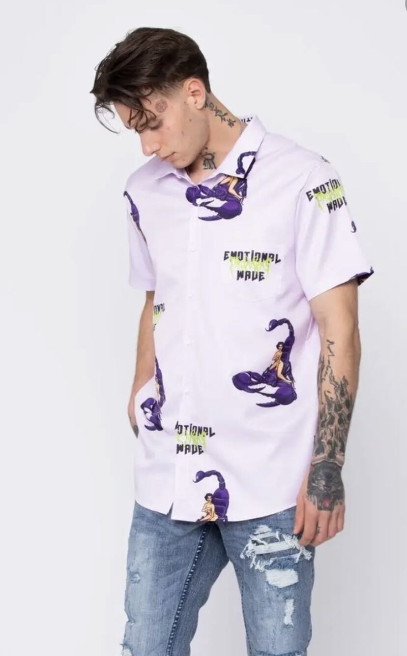 Broken Promises Zumiez Scorpion Babe Button Up Shirt Mens Large Purple New